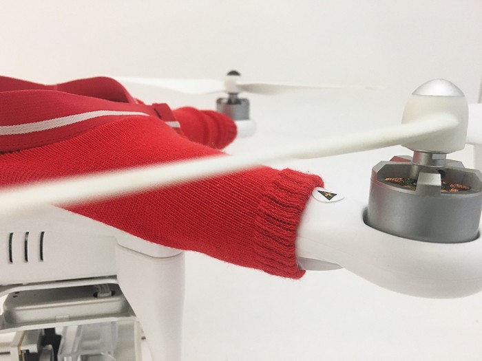 Lạnh quá, drone cũng phải mặc áo len! ảnh 3