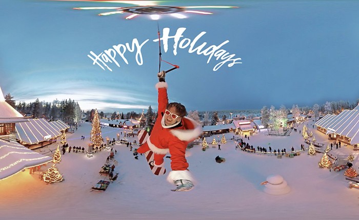Ông già Noel - Vlogger Casey Neistat bay trên không cùng drone ảnh 1