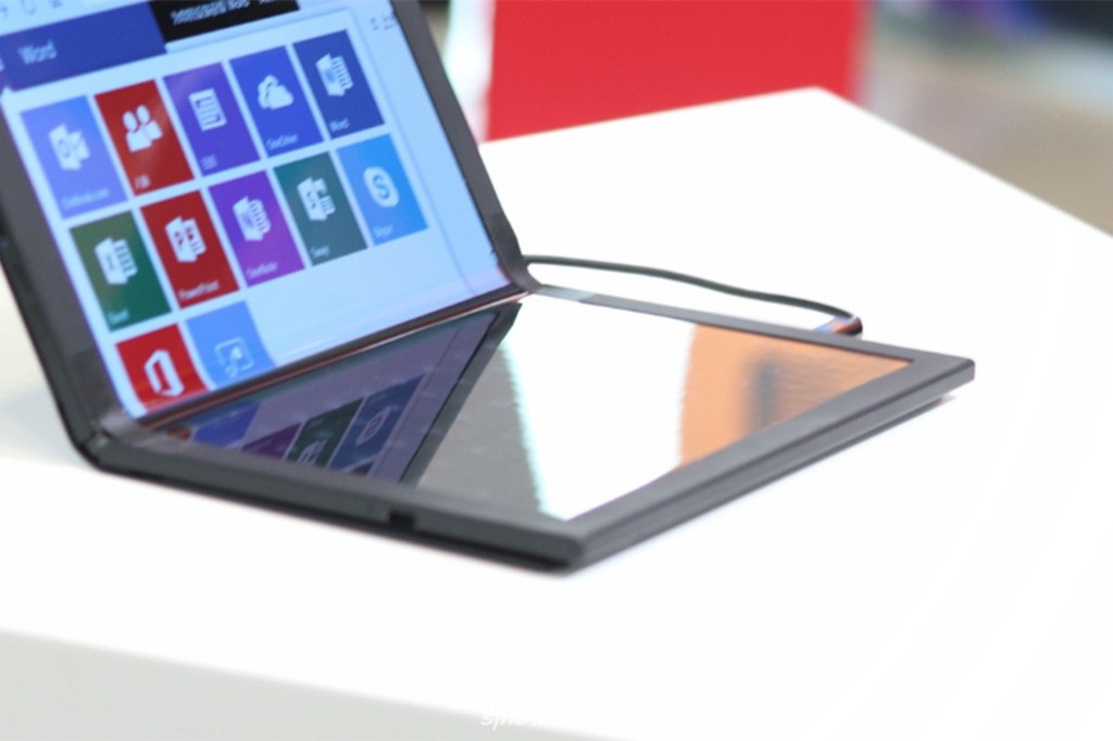 Lenovo ThinkPad X1: laptop màn hình gập đầu tiên trên thế giới được trưng bày ảnh 5