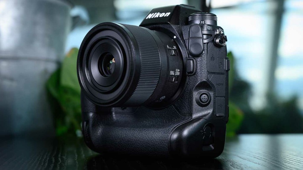 Nikon ra mắt Z9: máy ảnh mirrorless cao cấp nhất, đối thủ Canon R3 ảnh 1