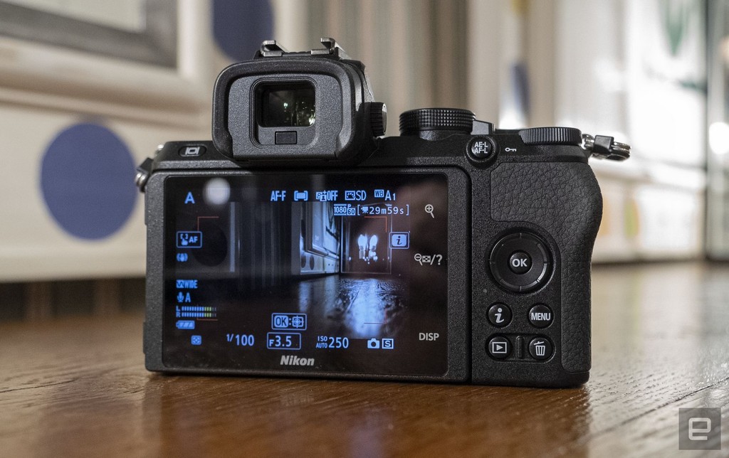 Z50: máy ảnh APS-C không gương lật đầu tiên của Nikon, giá dưới 1.000 USD ảnh 5