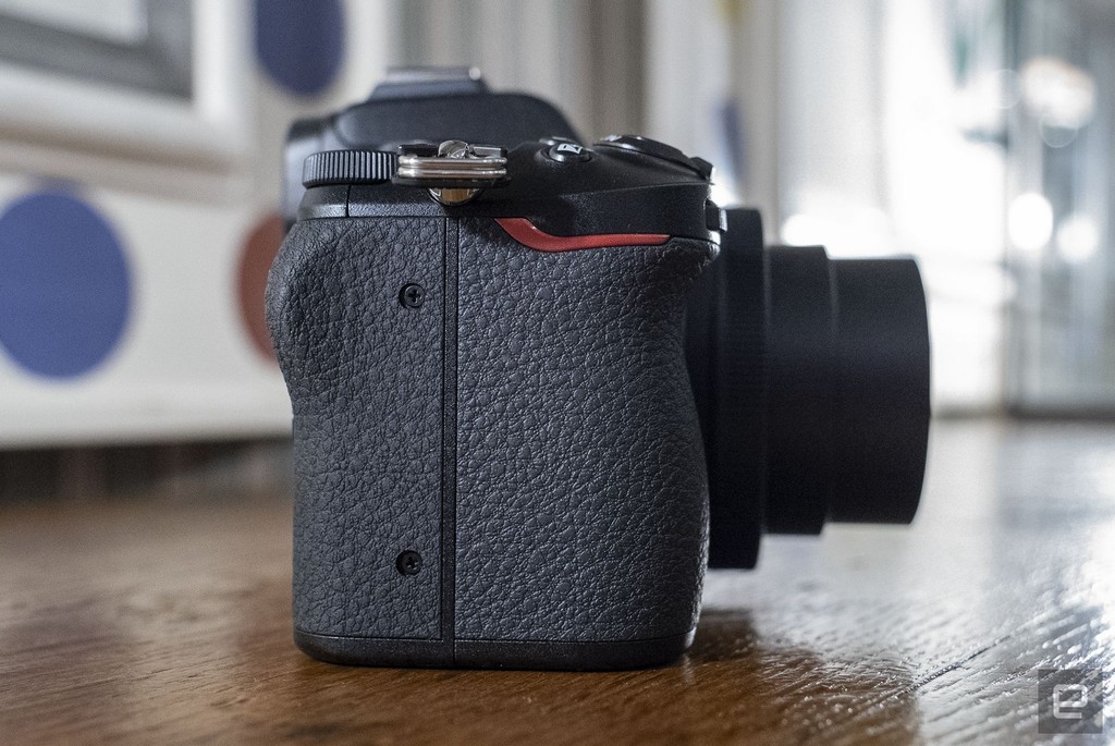 Z50: máy ảnh APS-C không gương lật đầu tiên của Nikon, giá dưới 1.000 USD ảnh 7
