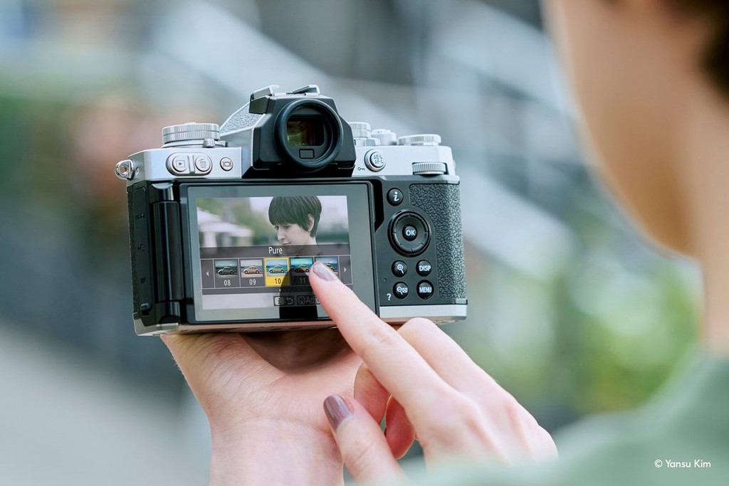 Nikon ra mắt máy ảnh Z fc với thiết kế cổ điển ảnh 2