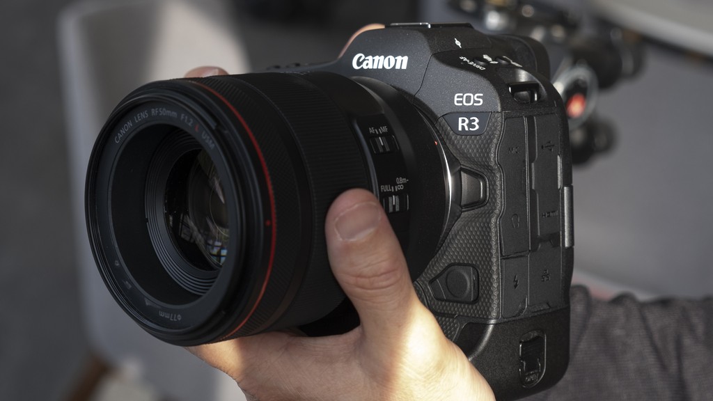 Canon EOS R3 ra mắt: cảm biến CMOS 24MP, Eye Control AF mới, giá 6.000 USD ảnh 2