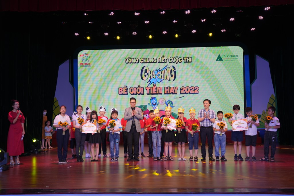 Rộn ràng ngày hội Cha-Ching trang bị kỹ năng quản lý tiền cho trẻ em Việt Nam ảnh 3