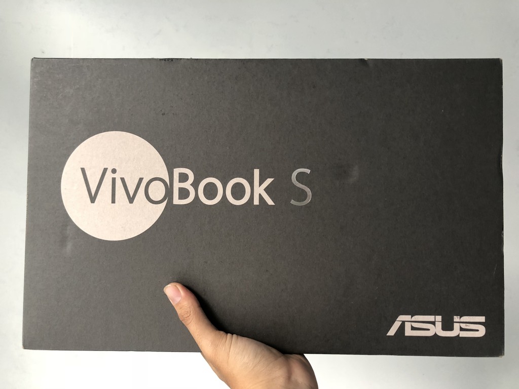 Mở hộp Asus Vivobook S14 S410U: mỏng nhẹ, cấu hình mạnh ảnh 1