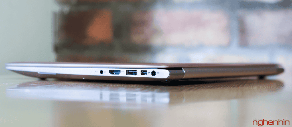Asus ZenBook UX303UA: Ultrabook “hài hòa lợi ích” ảnh 2