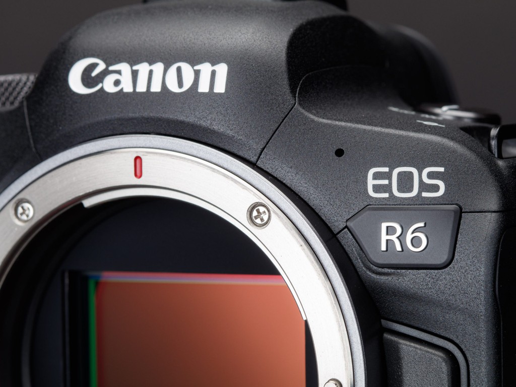 Canon thách thức Sony A7 với máy ảnh EOS R6 ảnh 5