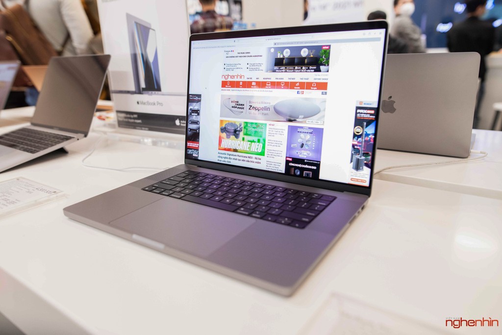 FPT Shop & F.Studio mở bán MacBook Pro 14/16 2021 chính hãng đầu tiên ảnh 3