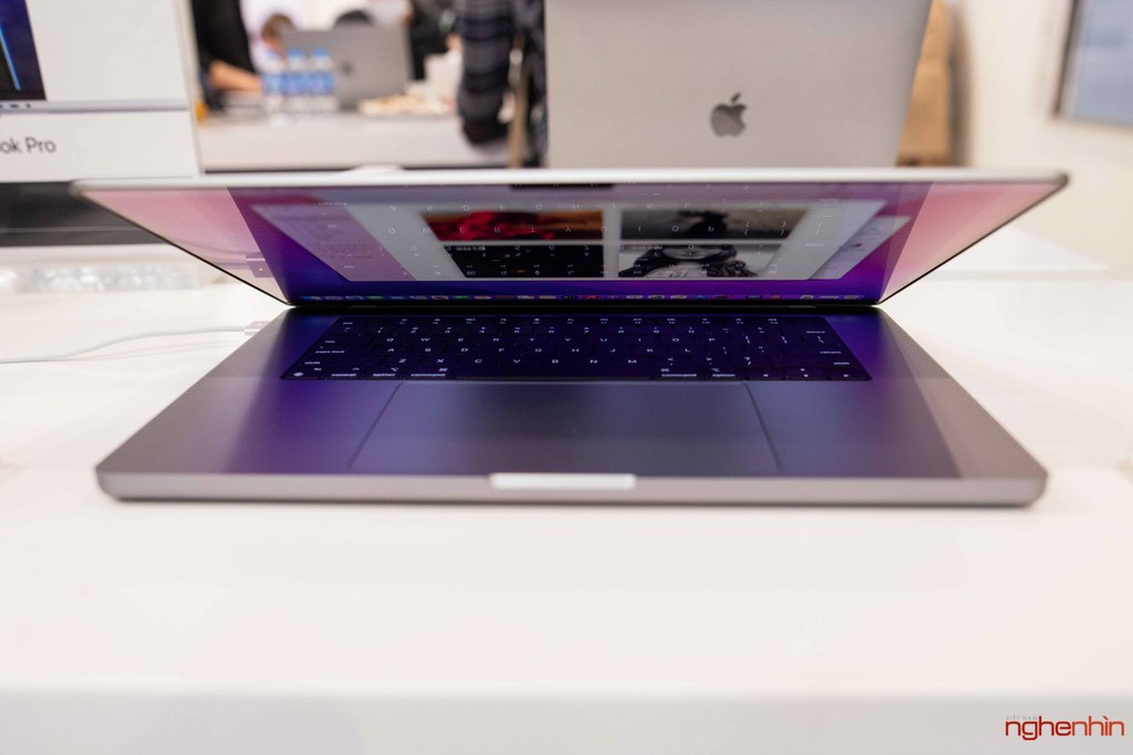 FPT Shop & F.Studio mở bán MacBook Pro 14/16 2021 chính hãng đầu tiên ảnh 5