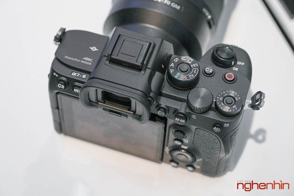 Trên tay Sony A7S Mark III, quái vật quay video của năm 2020 với giá 83 triệu đồng ảnh 4