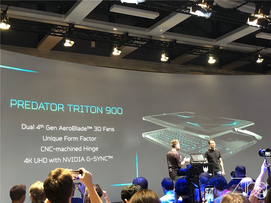 Acer ra mắt Predator Triton 900: gaming laptop xoay lật tiện lợi ảnh 5
