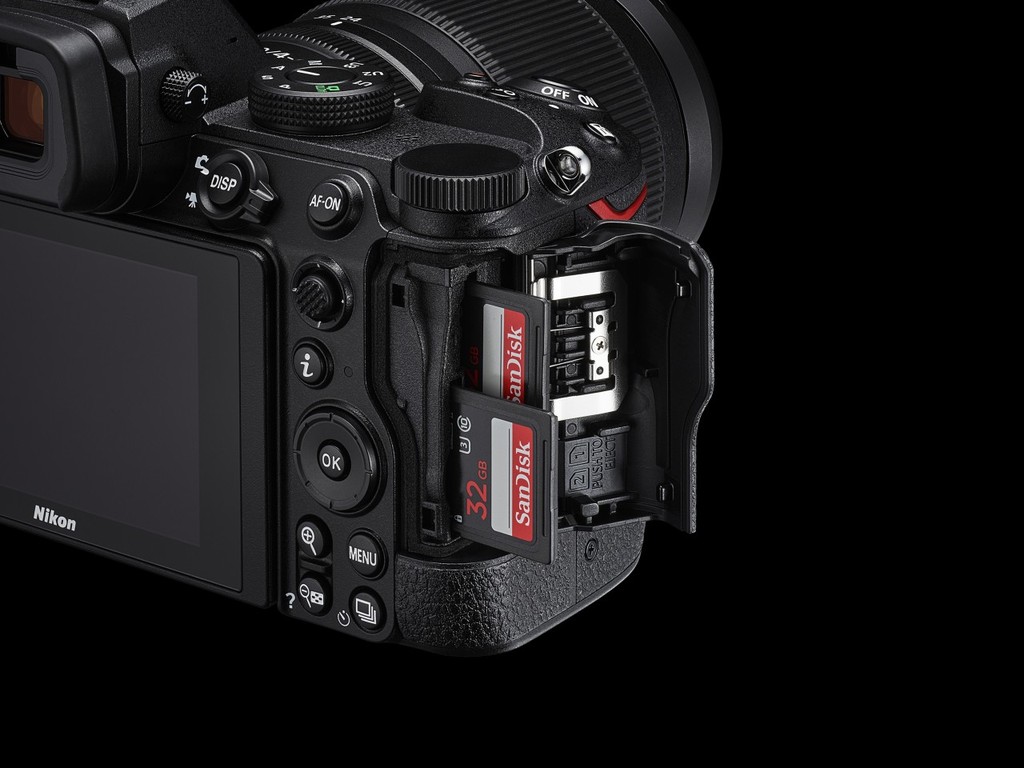 Nikon Z5 ra mắt: mirrorless full frame giá rẻ 1400 USD, quay video 4K ảnh 4