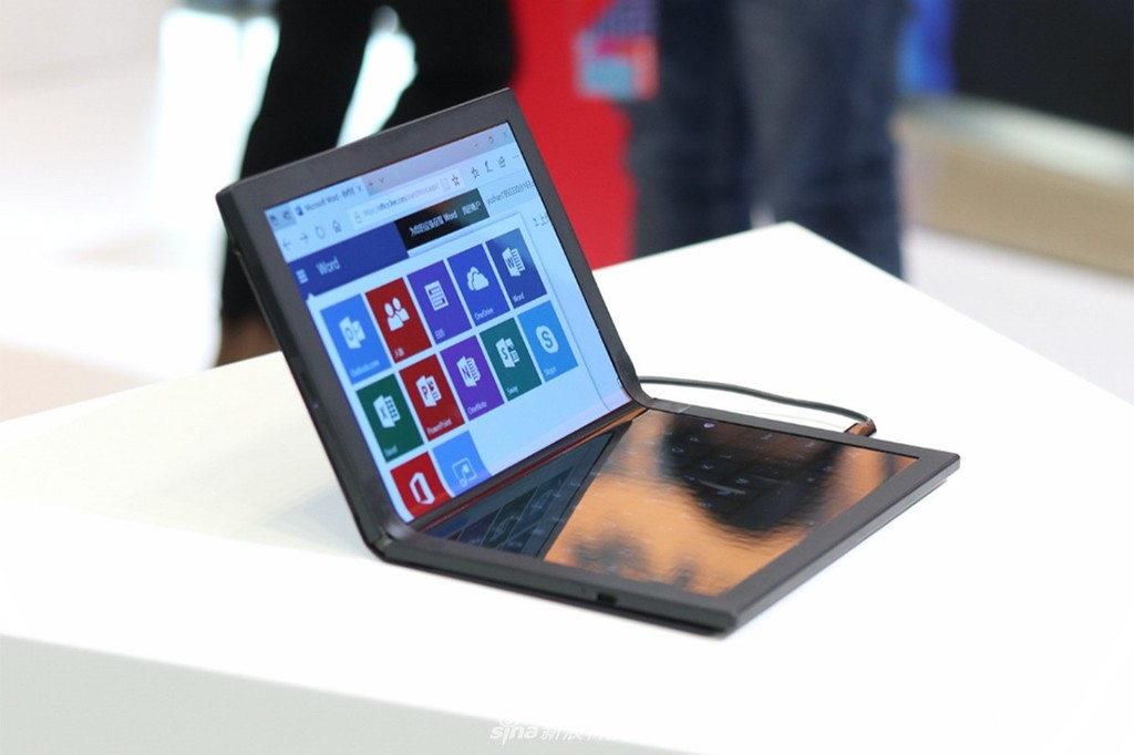 Lenovo ThinkPad X1: laptop màn hình gập đầu tiên trên thế giới được trưng bày ảnh 1