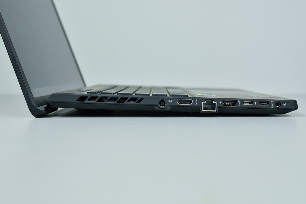 Trên tay laptop gaming ROG Zephyrus M16: ngoại hình chất, cấu hình khủng, giá 72 triệu ảnh 10