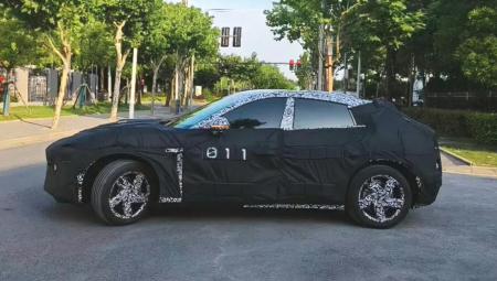 Hình ảnh mới nhất tiết lộ mẫu xe SUV điện Xiaomi MX11 Coupe đang chạy thử trên phố
