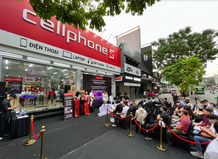 CellphoneS mở bán iPhone 14 series cho 15.000 khách hàng đặt trước  ảnh 1