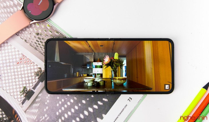 Đánh giá Samsung Galaxy Z Flip4: mang đến những trải nghiệm thích thú  ảnh 7