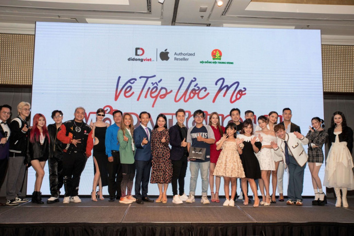 Di Động Việt “Vẽ tiếp ước mơ, mở ra tương lai” mở bán iPhone 14, giúp đỡ bệnh nhi nghèo ảnh 3