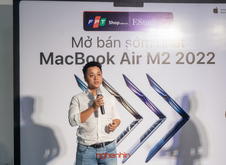 FPT Shop mở bán sớm MacBook Air M2 tại Việt Nam cùng quà tặng hấp dẫn ảnh 2