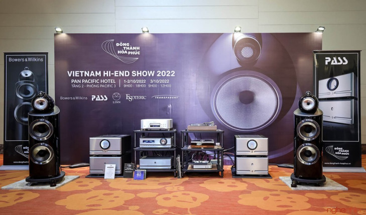 Đông Thành - Hòa Phúc tại triển lãm Vietnam Hi-End Show 2022 Hà Nội: dàn âm thanh 10 tỷ đồng với cặp loa Bowers & Wilkins 801 D4 ảnh 1