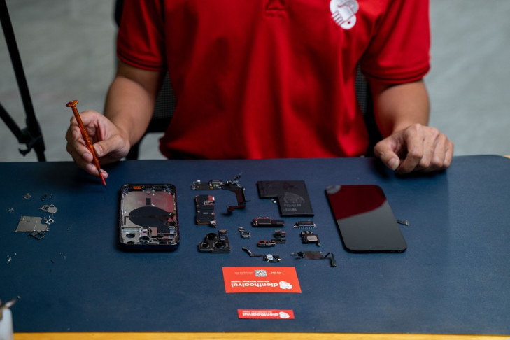 Mở bung iPhone 14 Pro Max đầu tiên tại Việt Nam ảnh 11
