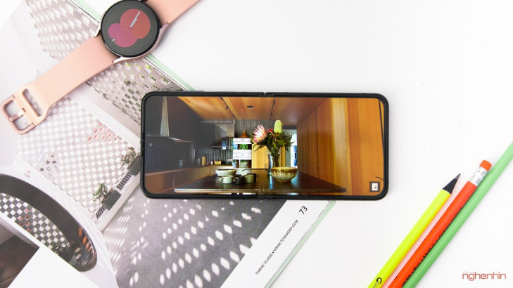 Mở hộp Galaxy Z Flip4 trước thềm mở bán: giá hấp dẫn, linh hoạt với tính năng Flex Mode ảnh 8