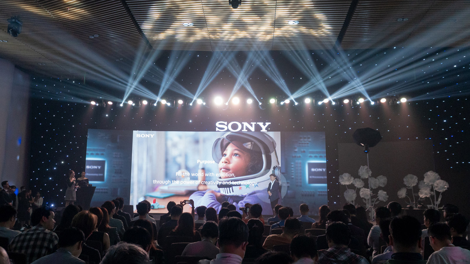Sony Alpha 7R V chính thức ra mắt tại Việt Nam - Tích hợp trí thông minh nhân tạo AI giúp nâng cao chất lượng hình ảnh vượt bậc