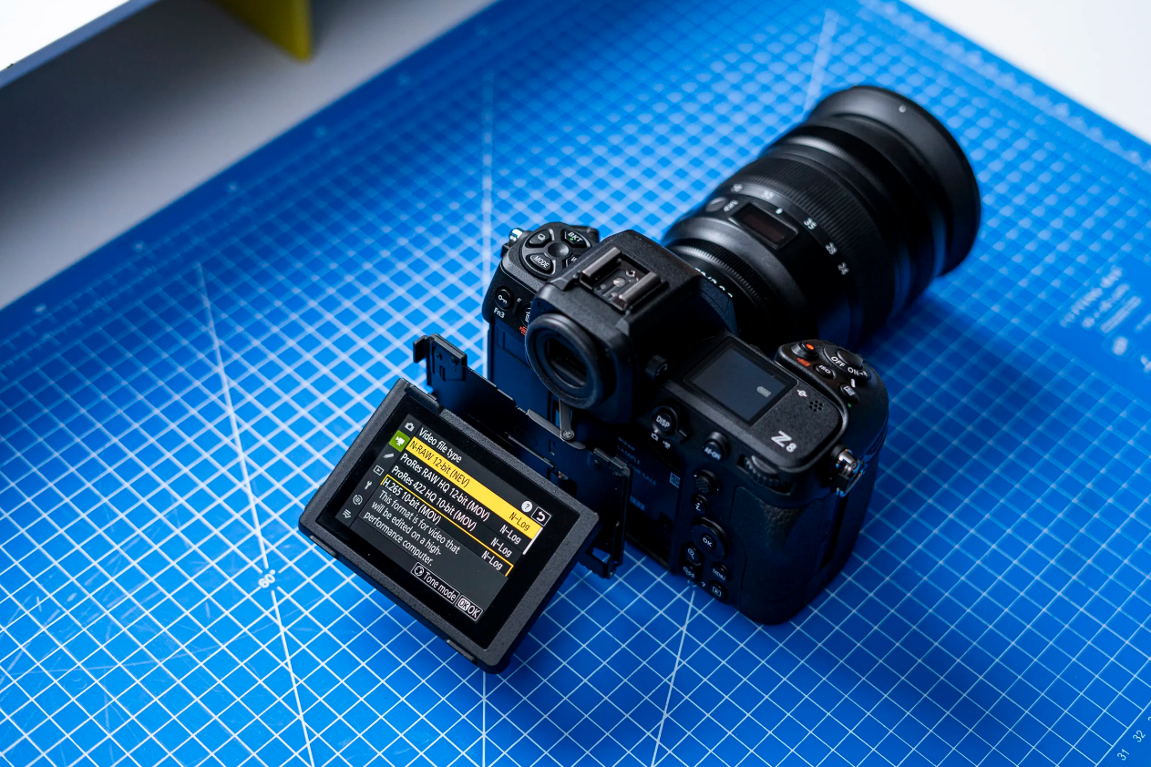 Nikon ra mắt Z8: phần cứng của Z9 nhưng giá chỉ 4.000 USD
